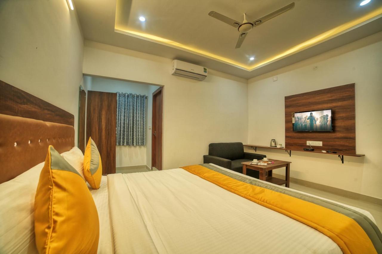 Visa Inn Transit Stay With Airport Transfer Bangalore Buitenkant foto