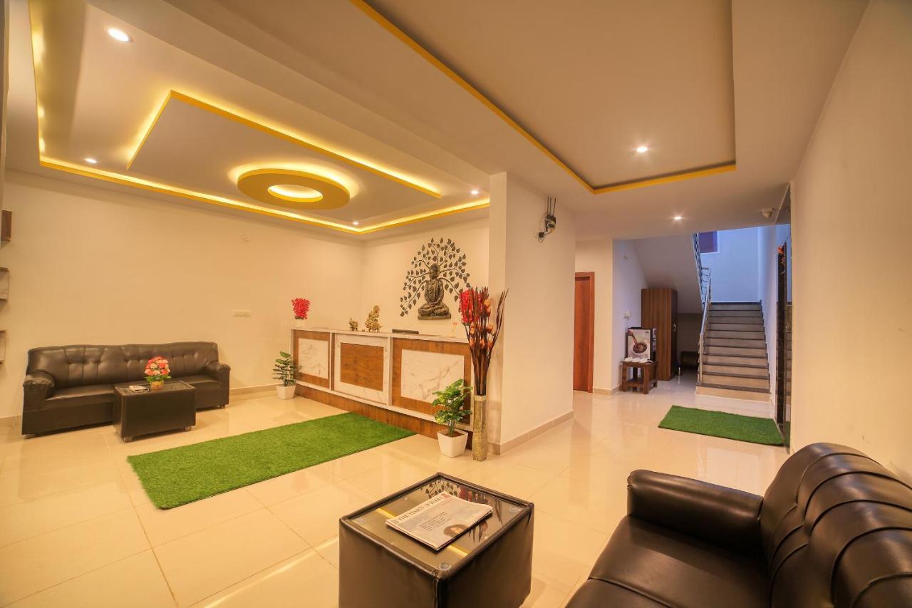Visa Inn Transit Stay With Airport Transfer Bangalore Buitenkant foto